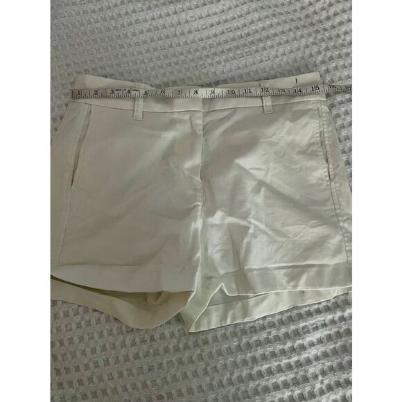 J crew reimagined white shorts - Picture 5 of 7